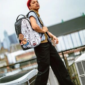 Sprayground Franklin Sharks In Comics Backpack - Thumbnail 4